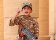 Isis, amputazioni e organi espiantati: gli affari dei terroristi con i bambini "inutili"