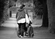Caregiver: l'esercito degli invisibili. In Italia sono oltre 3 milioni