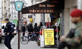 Tragedia a Parigi: due uomini sgozzati in strada