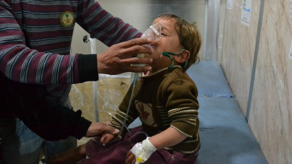 Gas nervino in Siria, Assad sotto attacco e Mosca lo difende: “Risoluzione Onu inaccettabile”