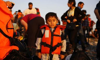 Minori migranti, pressing dell'Europa: "Un tutore per i bambini che arrivano sulle nostre coste"