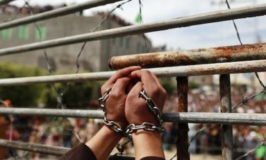 Israele, 1500 detenuti palestinesi in sciopero della fame: Tel Aviv minaccia ritorsioni