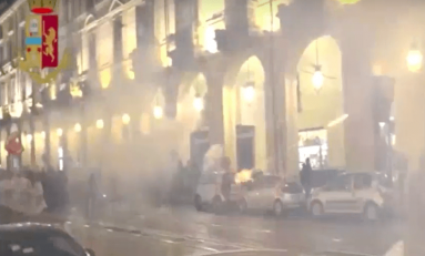 Scontri G7 a Torino: blitz e arresti nei centri sociali