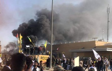 Iraq: assalto all'ambasciata americana a Baghdad