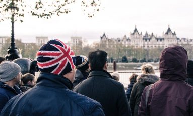 La Gran Bretagna è fuori dall'Ue: una nuova alba per Londra