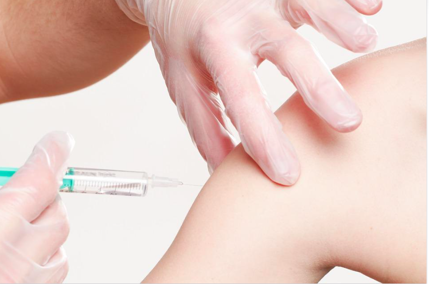 Sanità, esperti: “Rafforzare campagna informativa vaccino antinfluenzale”