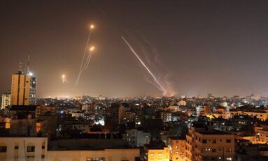 Notte di fuoco in Israele: lanciati 469 razzi da Gaza, colpita Tel Aviv